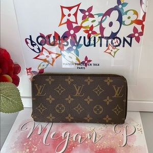 ❌SOLD❌Louis Vuitton Zippy Wallet